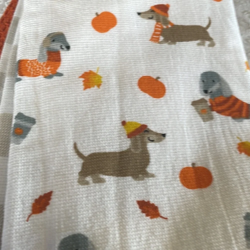 Dachshund set of three kitchen towels. - Picture 4 of 9